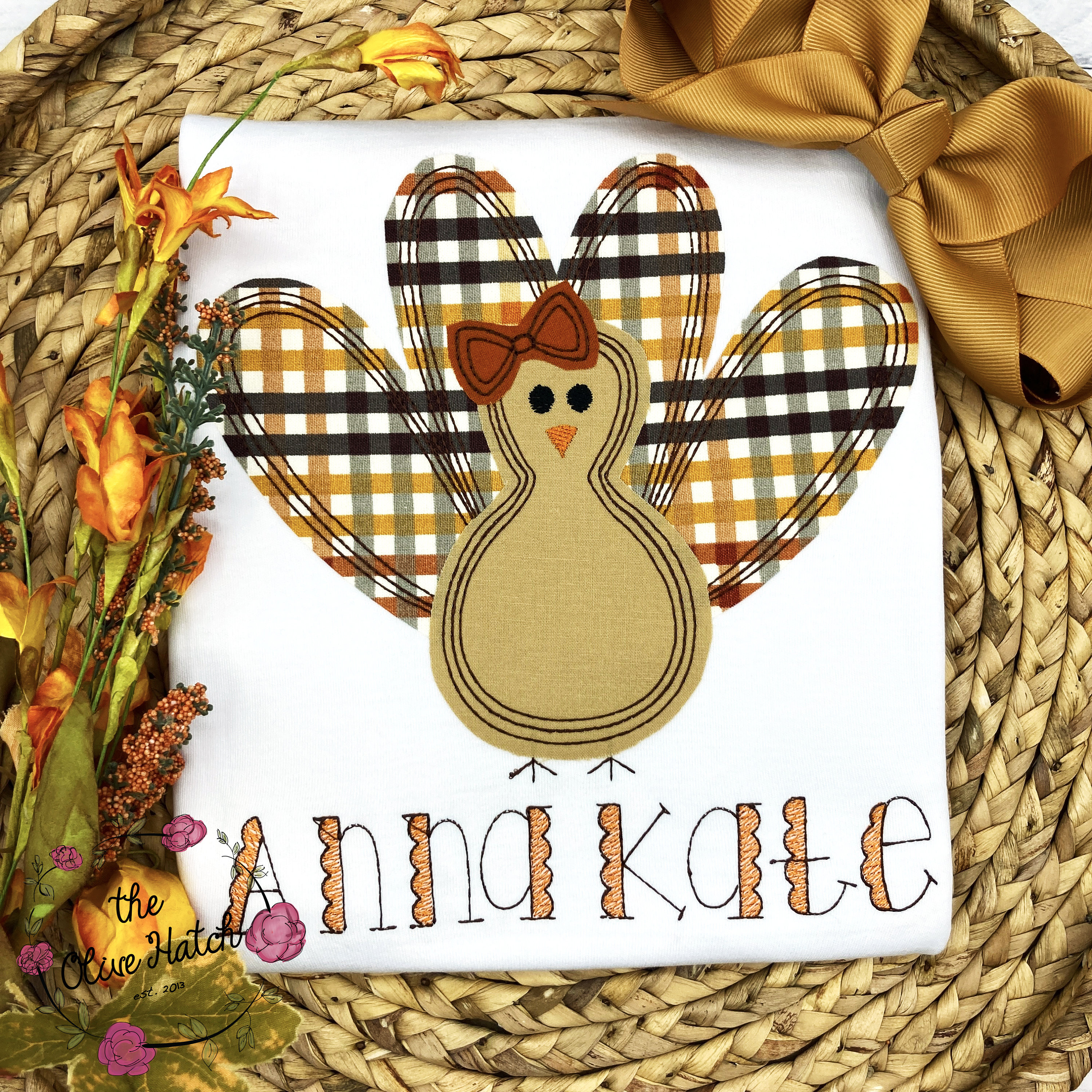 Turkey Shirt / Thanksgiving Girl Shirt / Turkey Girl Shirt / Thanksgiving Girl Outfit / Thanksgiving Applique Shirt / Pumpkin Girl Shirt