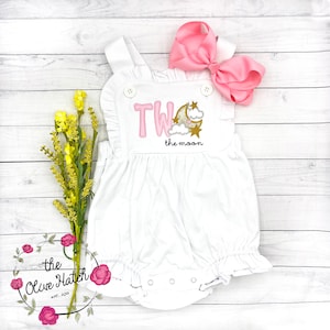 Two The Moon and Back Birthday Outfit / Monogrammed Girls Sunsuit / Girls Birthday Outfit / Birthday Outfit / Embroidery / Moon Birthday