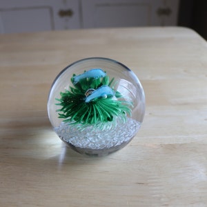 Vintage Dynasty Gallery Paperweight with Fish Heirloom Collection Design