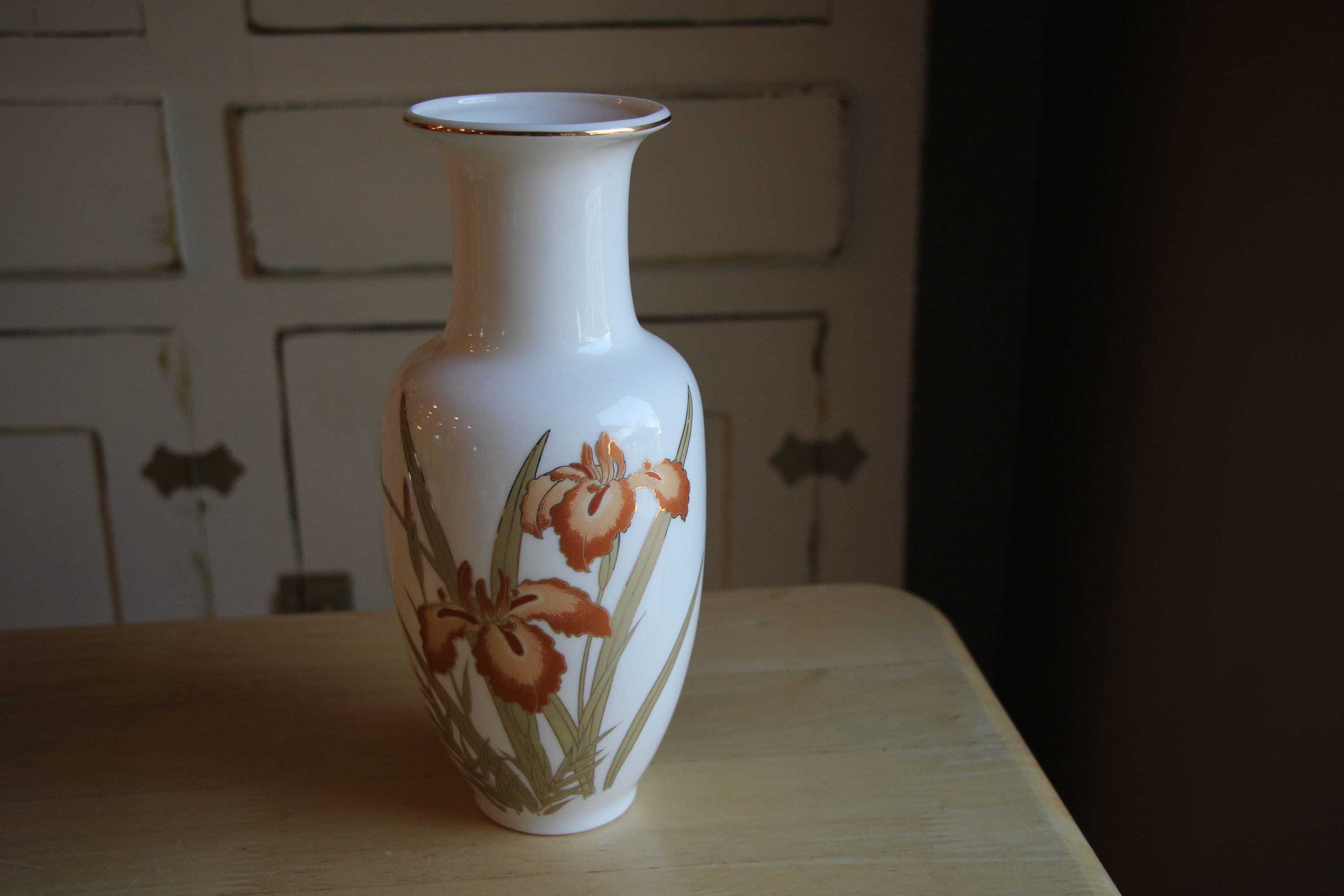 Vintage Japan Vase With Iris Flower Gold Accents - Etsy