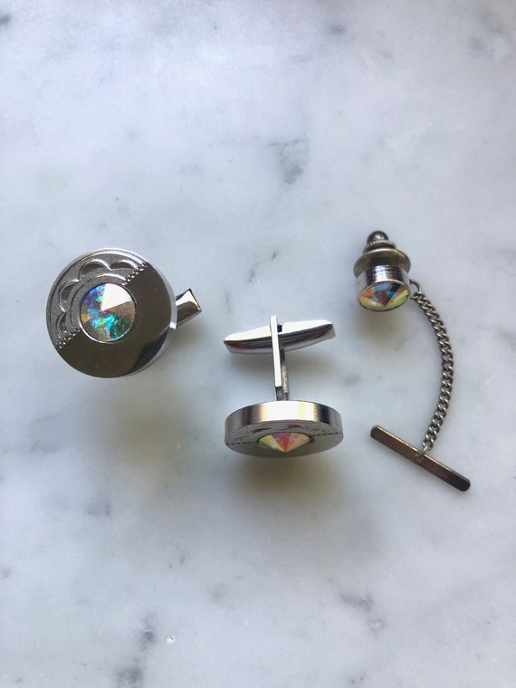 Boutons De Manchettes Vintage + épingle à Cravate – Cristal Et Alliage Doré, Très Bon état