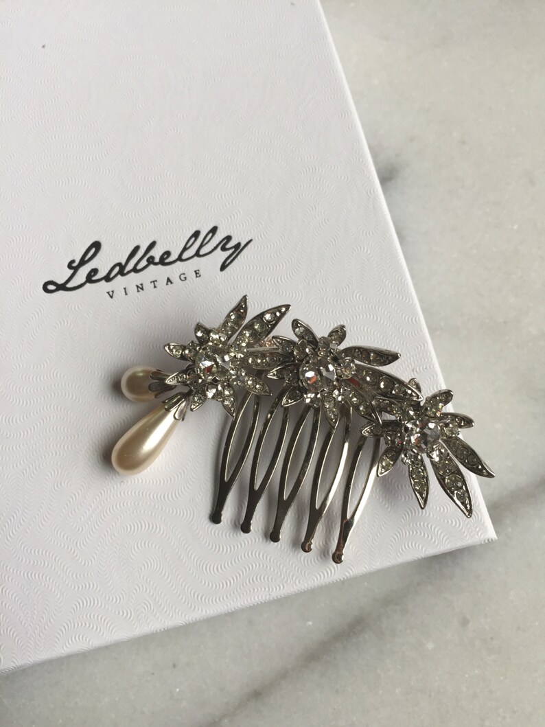 Rhinestone Vintage Brooch Hair Comb Bridal Comb Faux Pearls Floral ...