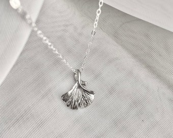 Silber Ginkgo Blatt Halskette, Silber Blatt Halskette, niedliche zierliche kleine Wald Schmuck, schönes Geschenk Mutter-Sterling Silber Kette Floral Blume