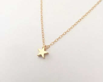 Stern Halskette - 14k Gold - Zierlicher winziger Anhänger, Celestial Delicate Minimalist Simple Tiny Everyday Jewelry Gift ihrer Freundin Tochter Mama