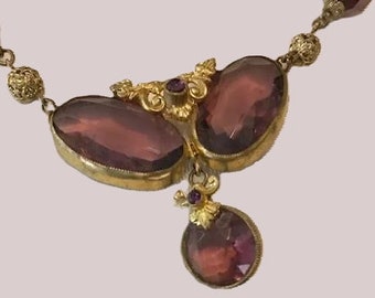 Naszyjnik Boho ze szkła ametystowego i filigranowego pozłacanego mosiądzu