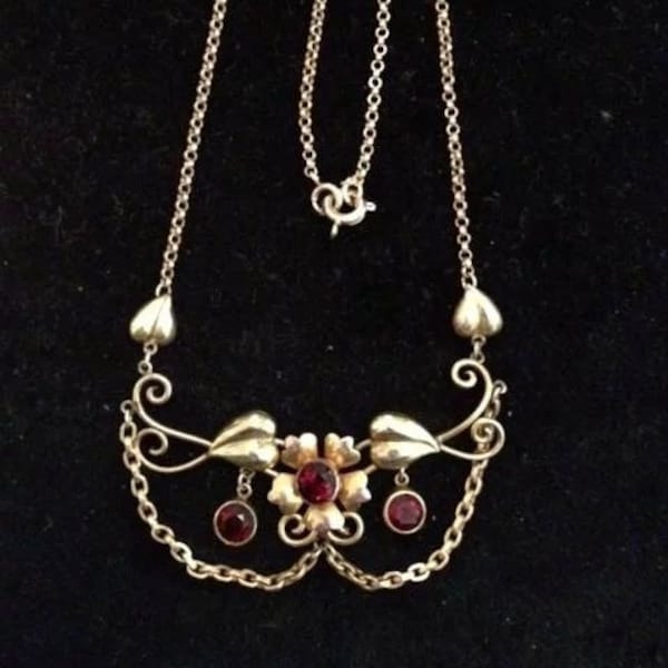 Walter Lampl Garnet and Gold Lavaliere Necklace c1935.