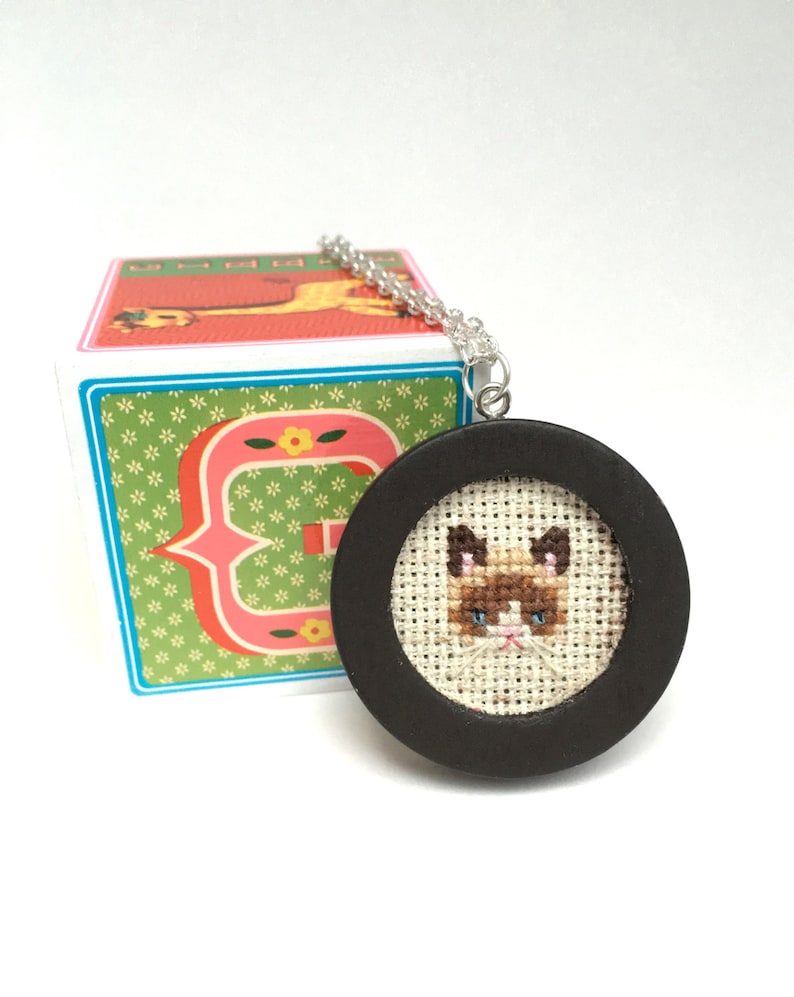 Grumpy Cat Necklace Cross Stitch Necklace Embroidery Necklace Etsy