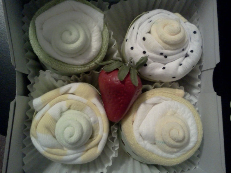 Onesie /& Diaper Cupcake Combo