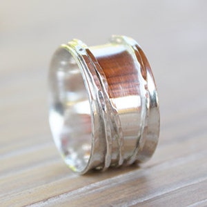 Silver spinner ring ,3 bands
