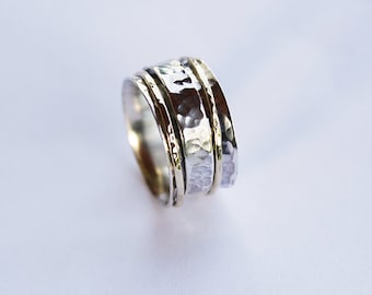 Silver spinner ring ,Hammered band