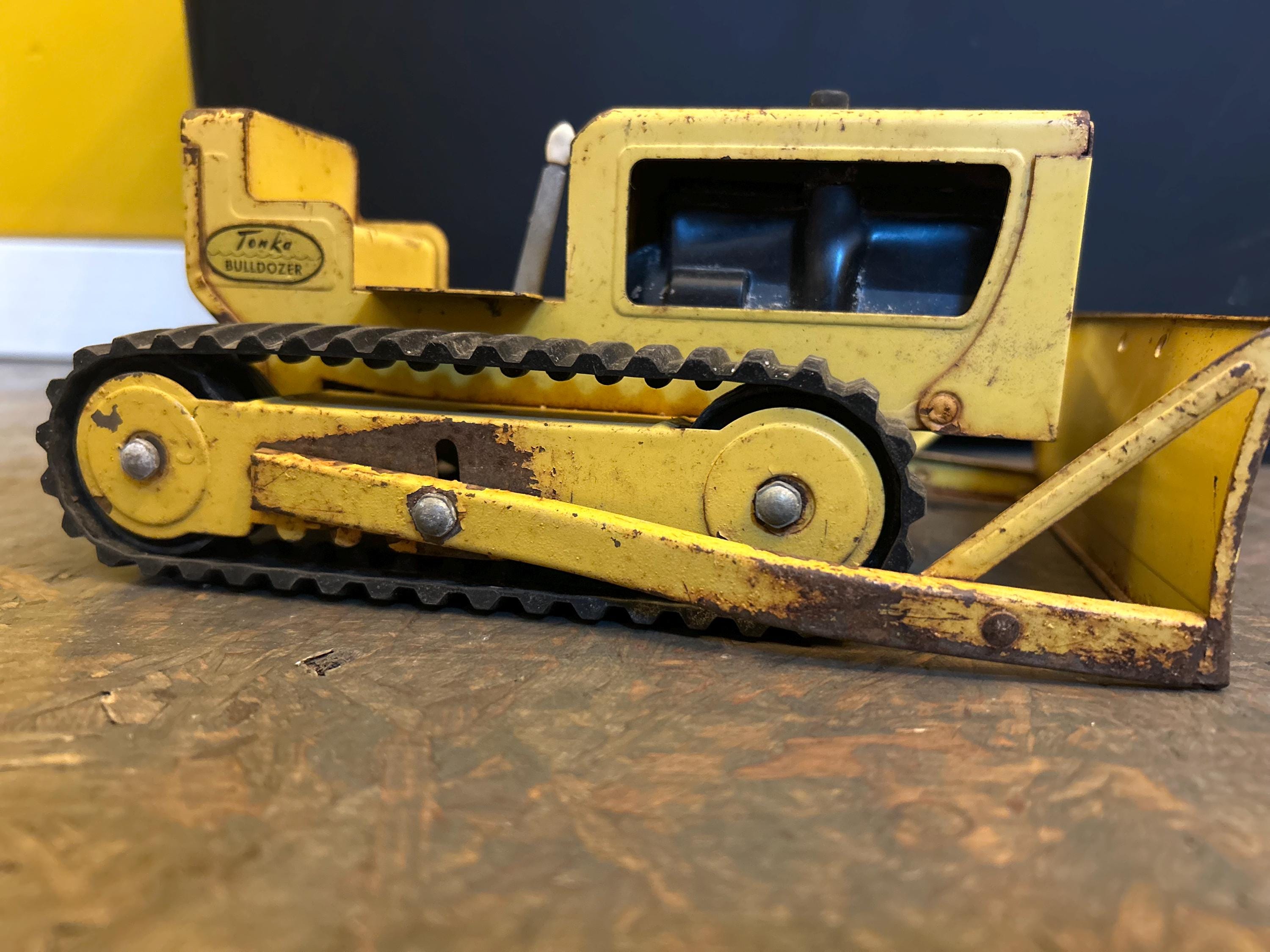 ヴィンテージ トンカ ブルドーザー - Etsy 日本