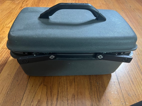 Vintage gray grey Samsonite Hard ShEll Suitcase S… - image 2