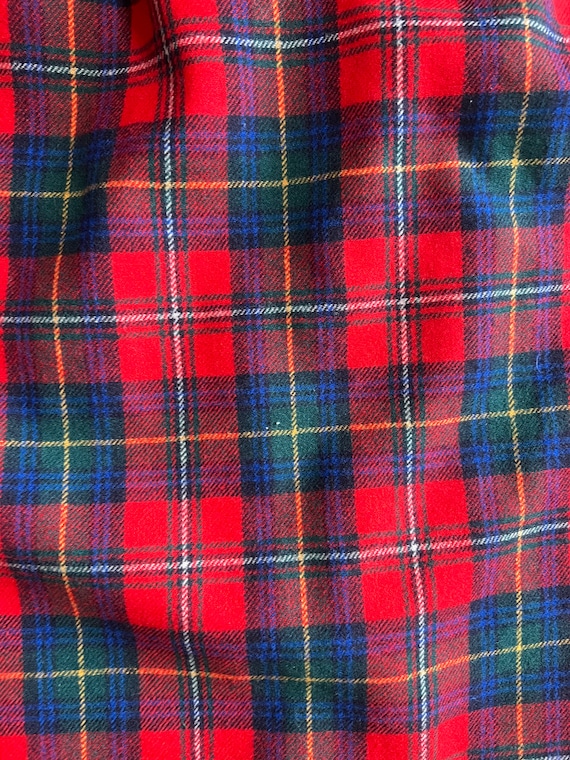 60s 70s vintage Womens Pendleton Wool Plaid Skirt… - image 2