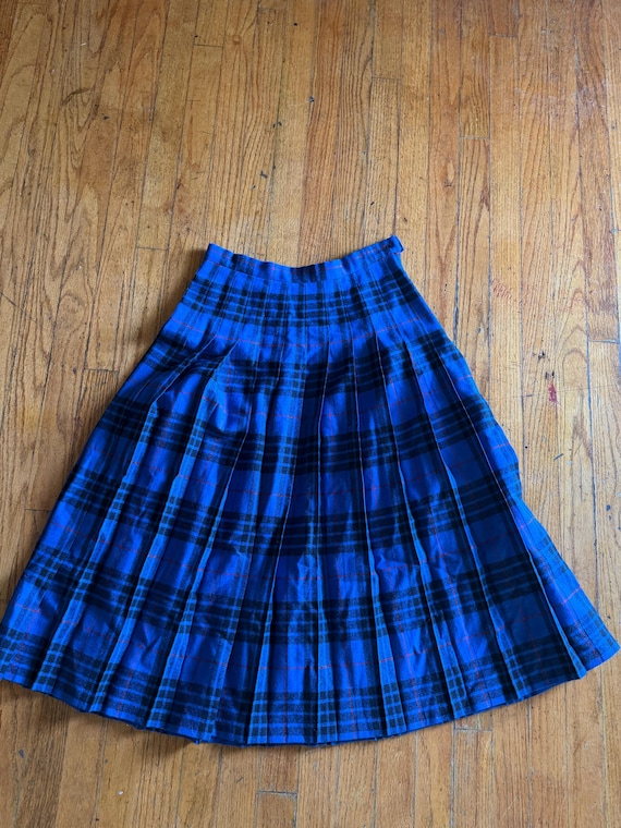 Pendleton, pendleton skirt size 8 medium blue plaid Christmas Women’s