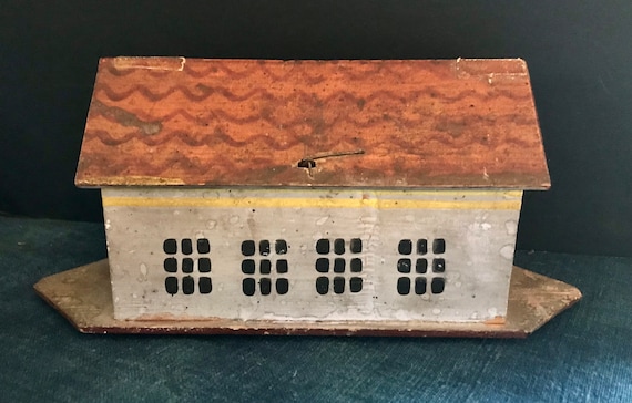 Antique German Toy Noah's Ark, Painted Wood, 10 Animals