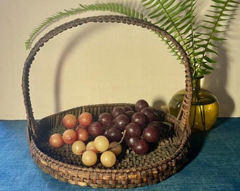 Cesta antiga de carvalho dos Apalaches para colheita de ervas