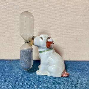 Antiek porseleinen hondeneierwekker, minutenglas