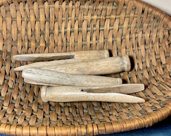Antique Wooden Clothespins in Oyster White Paint