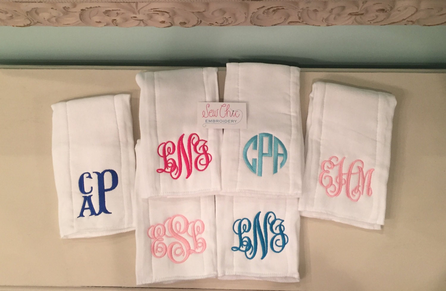 Monogrammed Burp Cloths Set of 2 - Etsy