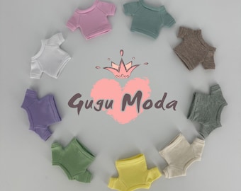 Camisetas básicas amarillas de Pukifee/lati