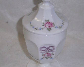 WESTMORELAND GLASS COMPANY – Roses & Bows -   Covered Candy Jar