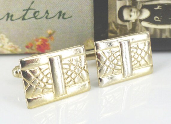 Art Deco inspired vintage pair of gold cufflinks.… - image 1