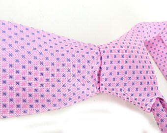 Timeless his or hers pink and gray woven silk feel microfiber necktie. By Clericci.  Comes packaged as a gift. Really soft hand feel.