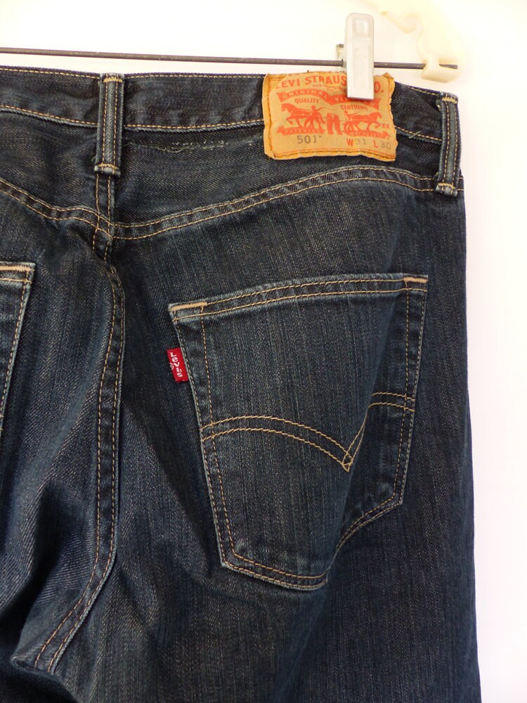 Jean Homme Levi's 501 Red Tab Little E - Taille 42x30 - Rivets Cuivre, Bouton Mouche - Occasion Très Bon état