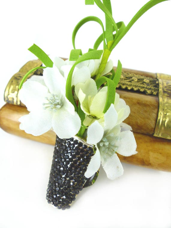 Groom Boutonniere Magnetic Flower Corsage Lapel Vase Pin. Black Crystal  Base With White Dogwood Floral Arrangement. Silk Covered Back Button 