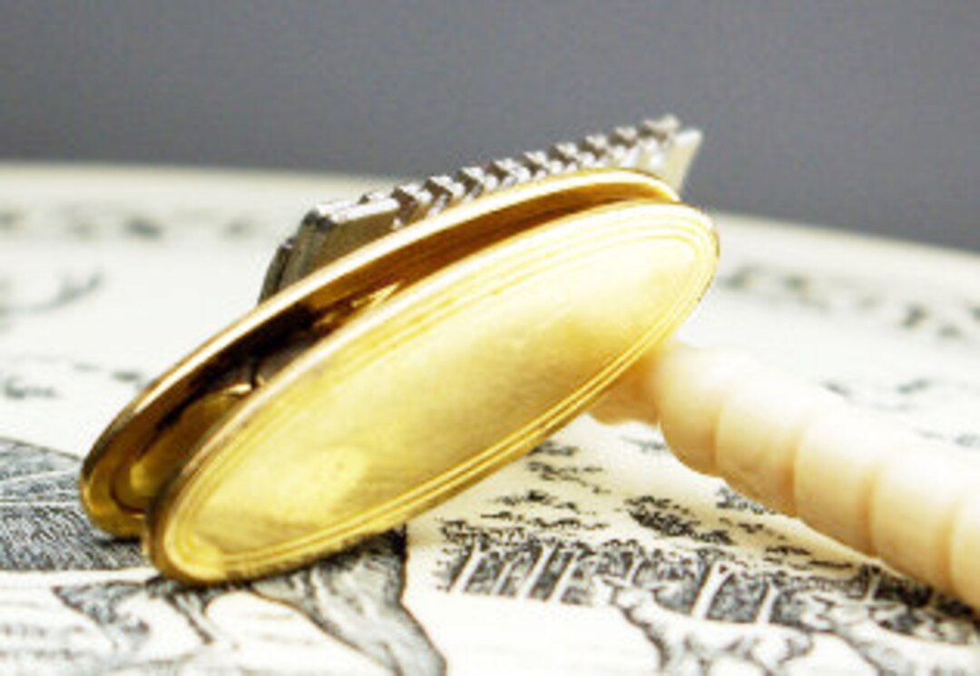 Men's Vintage Gold Oval Tie Clip
