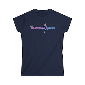 Flamingo Queen Women&#39;s T-Shirt | Bluey Design | Funny Shirt For Her | I&#39;m The Flamingo Queen | Ombre Shirt (Light)
