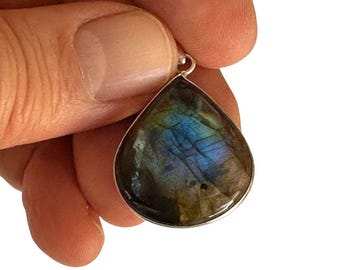 Labradorithänge i sterlingsilver (3,5 cm x 2,25 cm)