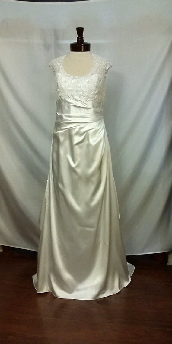 White Wedding Gown Beaded Lace Bridal Gown French Bustle Gown Etsy