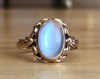 Vintage Moonstone Ring Art Deco - 14k Gold Size 6 1/4 June Birthstone - Antique Engagement Wedding Anniversary Gift for Her Fine Jewelry