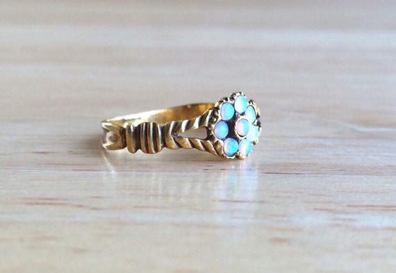 Antique Opal Ring Size 6 Solid 10k Gold - Victori… - image 3