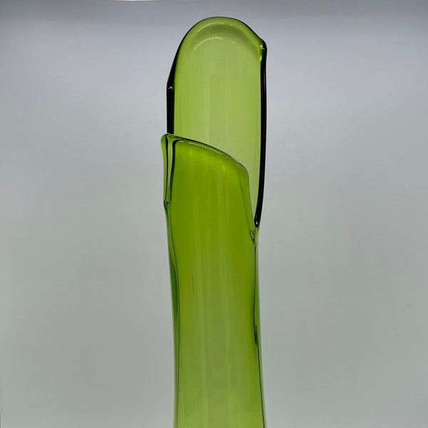 Vintage ~ L.E. Smith Glass ~ 21" Simplicity Fat Bottom Smoothie Vase ~ Green ~ Swung, Pedestal Foot, Floor ~  1960s