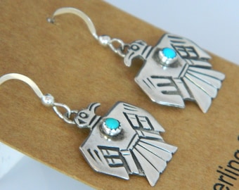Pendientes Navajo de plata de ley con turquesa y diseño de pájaro trueno, hechos a mano, 3,8 cm (1 1/2").