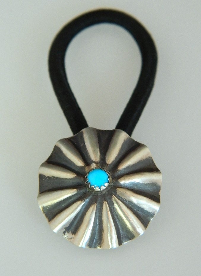 Native American Navajo Kingman Blue Turquoise Fluted  display picture 2