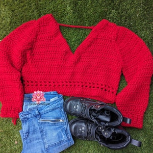 Rotes Häkel-Pullover Herbst häkeln Crop Top Pullover lange Ärmel Top handgemachtes Langarm-Top Häkel Top Boho-Stil Herbst Vibes Boho Top