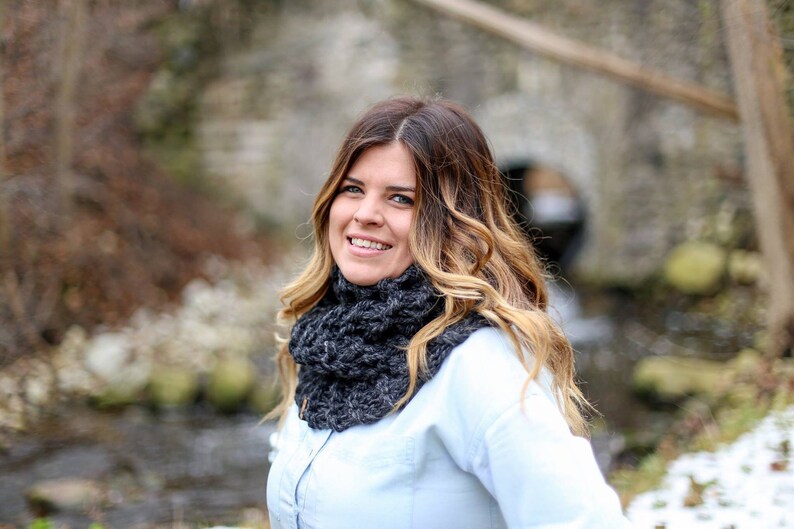 Outlander Inspired Claire's Knit Cowl Scarf Snood bild 3