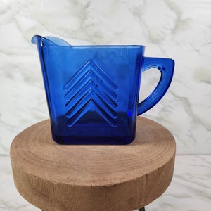 Vintage Hazel Atlas Cobalt Blue Chevron Glass Pitcher
