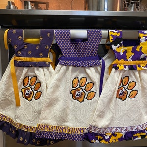 LSU Themed oven apron, hanging dish towel