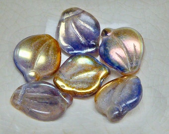 10 Curved Czech  Leaf Beads