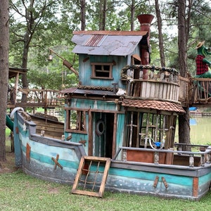 Cajun Treehouse