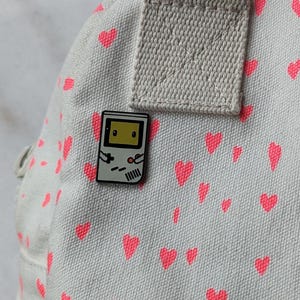 Épingle en émail Gameboy