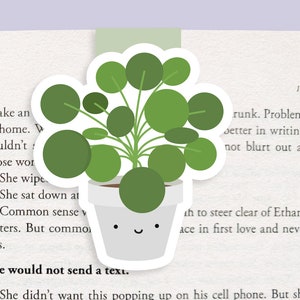 Pilea Peperomioides (Chinese Money Plant) Magnetic Bookmark (Jumbo)
