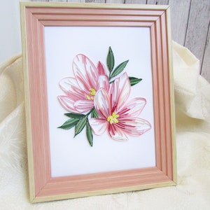 Bouquet di fiori di carta quilling incorniciato, decorazione da parete, pianta pastello da appendere, regalo personalizzato, regalo bonus per la mamma per il 40° compleanno.