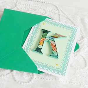 Carte de Quilling fixe monogramme lettre K, carte de 40e anniversaire de femme, ornement personnage en filigrane, cadeau personnalisé en anglais