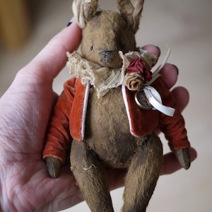 Pattern Eva 5.5&#39;&#39; Miniature Bunny Rabbit with Her Dress and Jacket