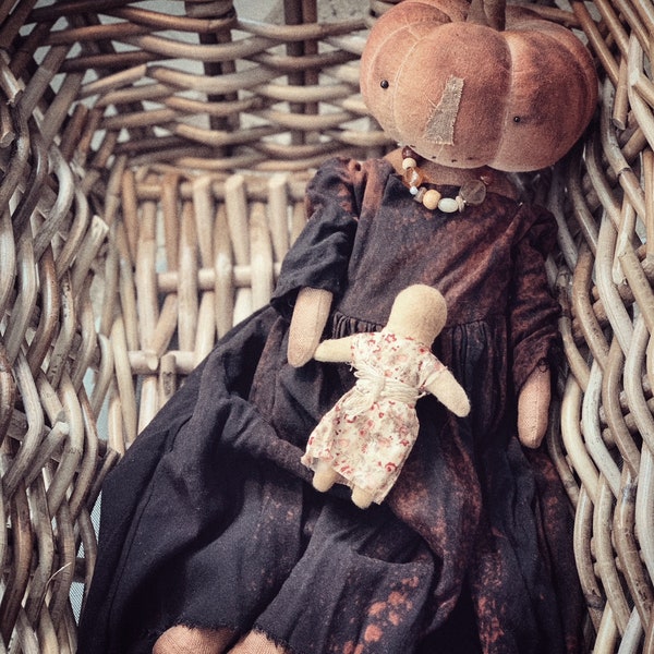 Primitive Snowman Halloween Pumpkin Doll Luna 15'' E- Pattern